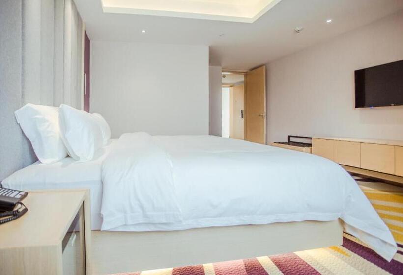 Lavande Hotels Jingshan Bus Station