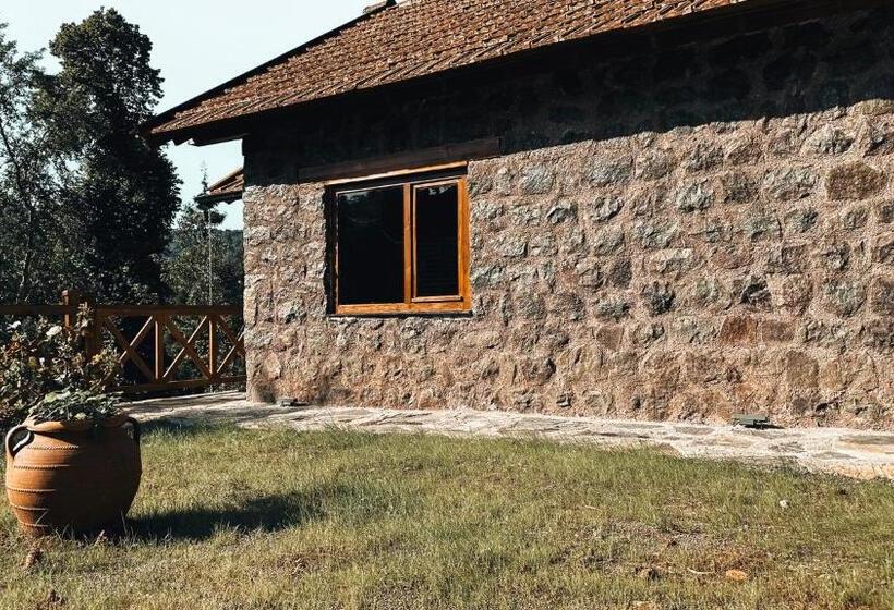 Lome çiftliği Otel Ve Restoran