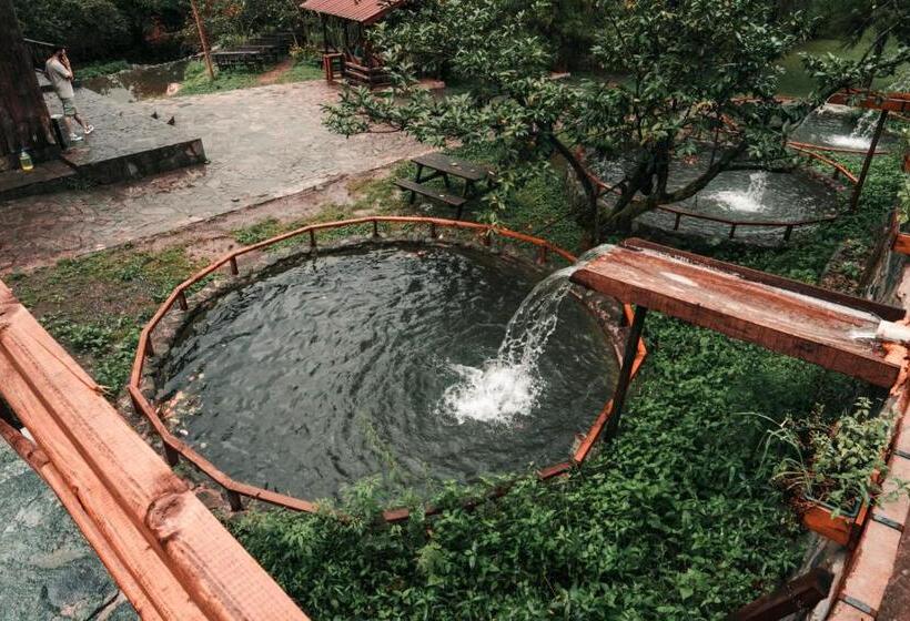 Lome çiftliği Otel Ve Restoran