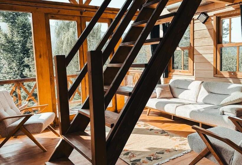 Lome çiftliği Otel Ve Restoran