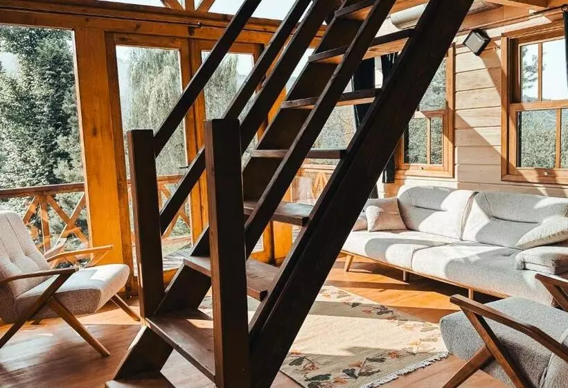 Lome çiftliği Otel Ve Restoran