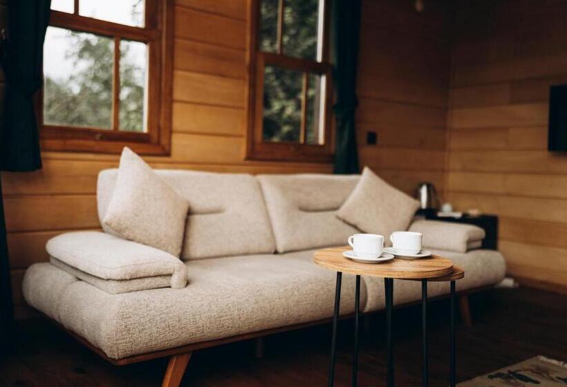 Lome çiftliği Otel Ve Restoran