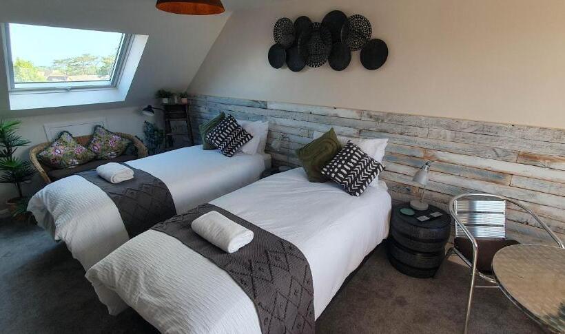 بنسيون Arundel Comfort En Suite Twin Friends & Family