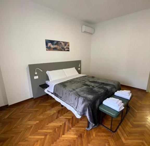 Pension (Hôtel basse catégorie) Megaride S Dépendance