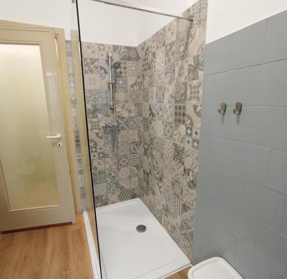 Pension (Hôtel basse catégorie) Megaride S Dépendance