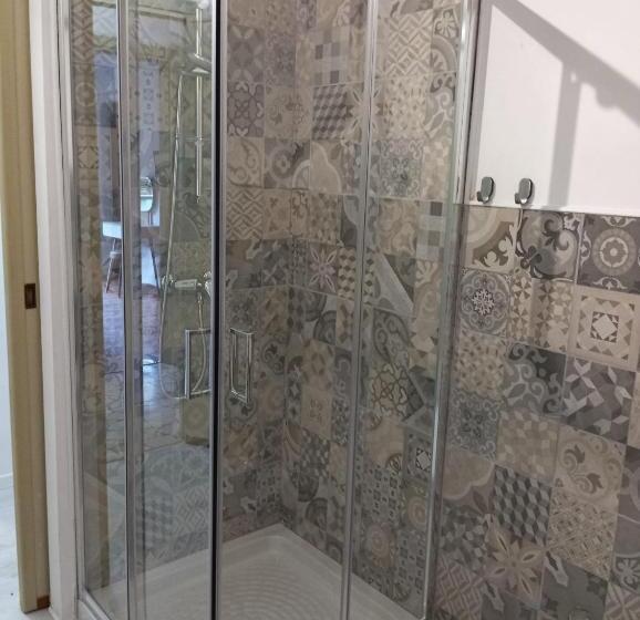 Pension (Hôtel basse catégorie) Megaride S Dépendance