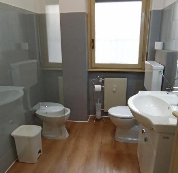 Pension (Hôtel basse catégorie) Megaride S Dépendance