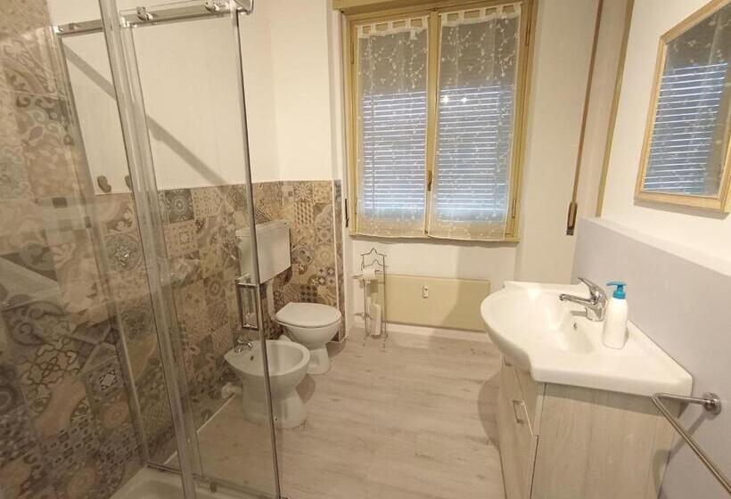 Pension (Hôtel basse catégorie) Megaride S Dépendance