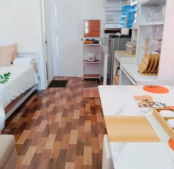 ペンション S&e 3 Tiny Guest House   Olango Island