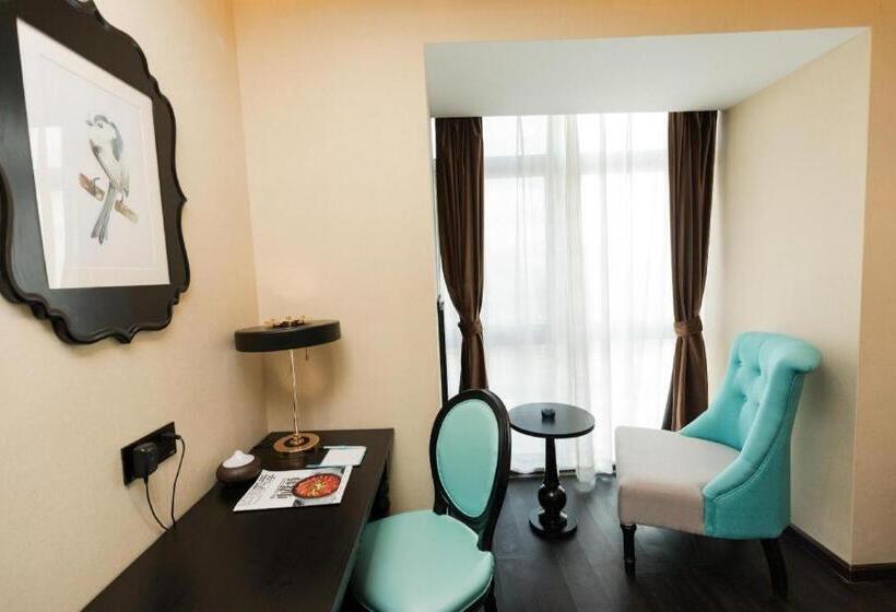 Xana Hotelle Nanchang Gaoxin Xincheng Wuyue Plaza