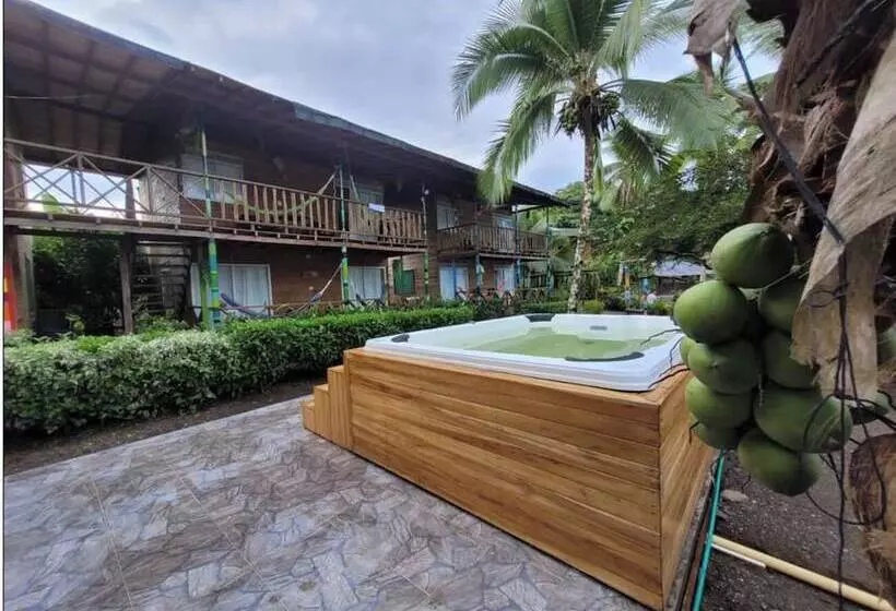 Hotelli Meraki Nuqui