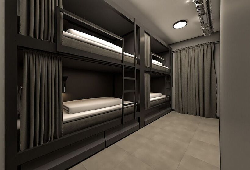 Little Monkey Hostel   Private Pods