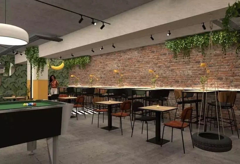 Little Monkey Hostel   Private Pods