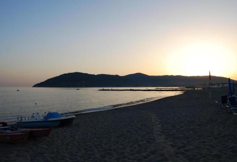 پانسیون Affittacamere Ambra