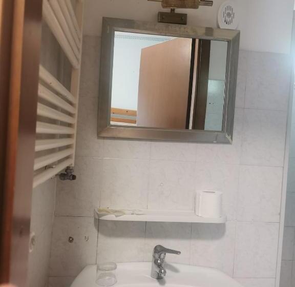 پانسیون Affittacamere Ambra