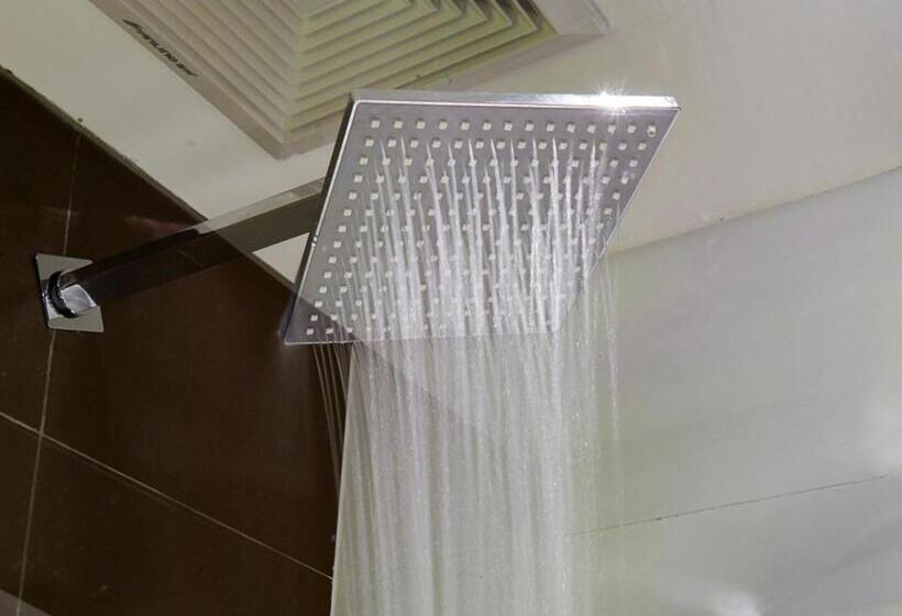 Hotel 7days Premium Shenzhen High New Science And Technology Park Subway Station