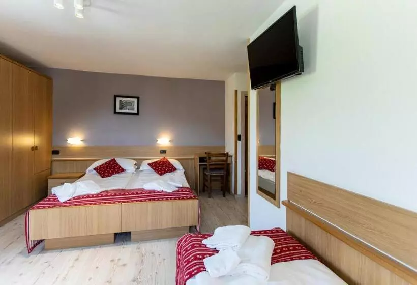 هتل Ciasa Alpina Relax