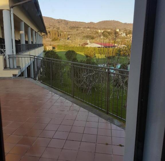 هتل Eden Sul Lago