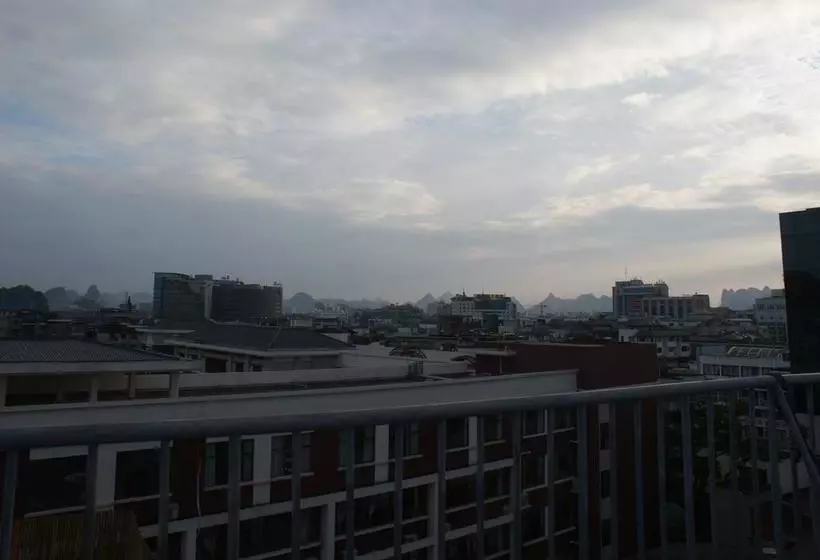 Retkeilymaja Guilin Sky Palace