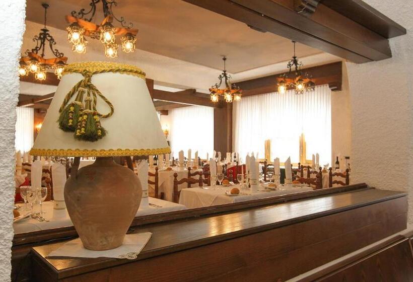 Отель Olympic Turismo Antico Borgo