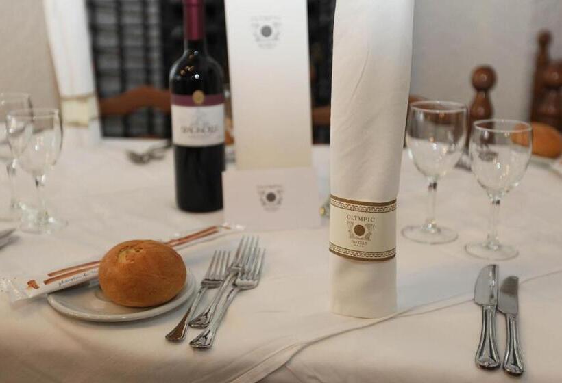 Отель Olympic Turismo Antico Borgo