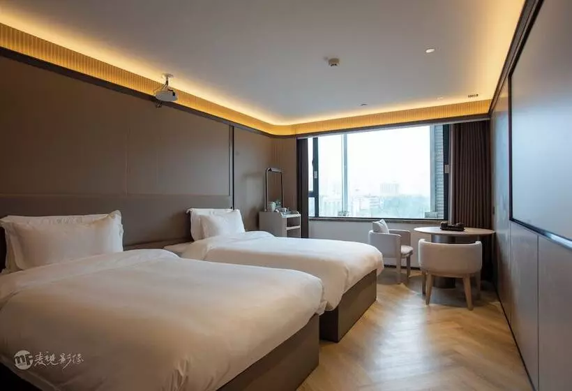 هتل Ramada Encore By Wyndham Wuhan Int L Conference Center