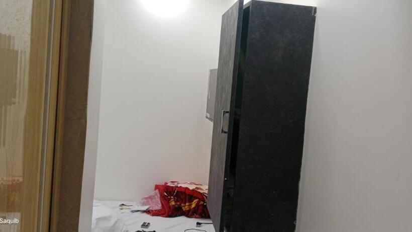 ペンション S.r Royale