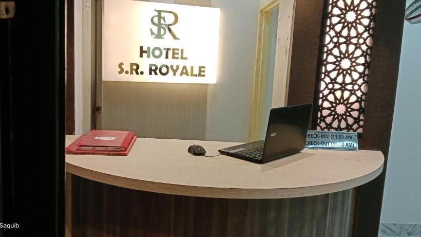 ペンション S.r Royale