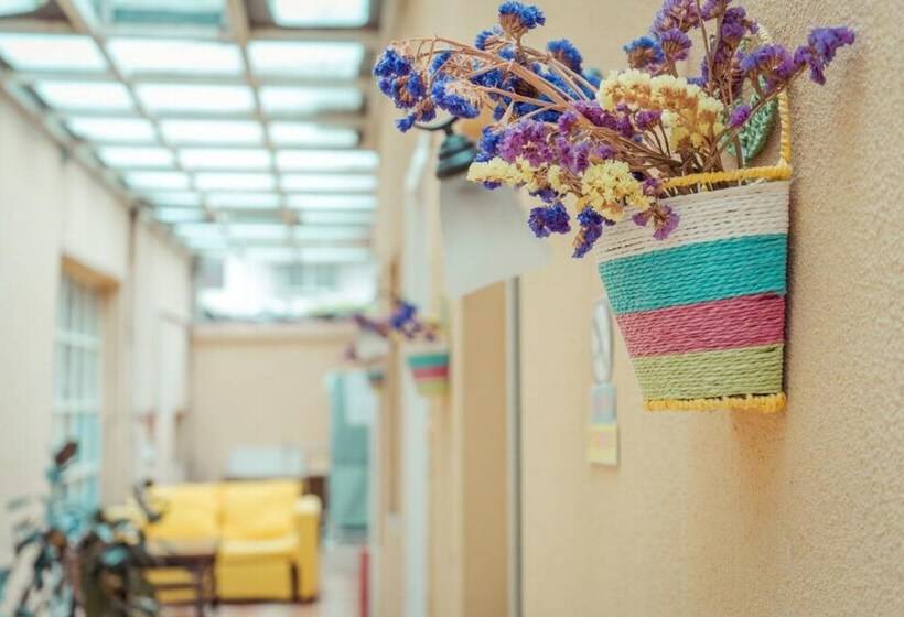 Chengdu Nova Traveller S Youth Hostel