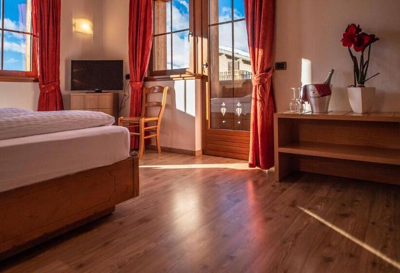 هتل Alpino Lodge Bivio