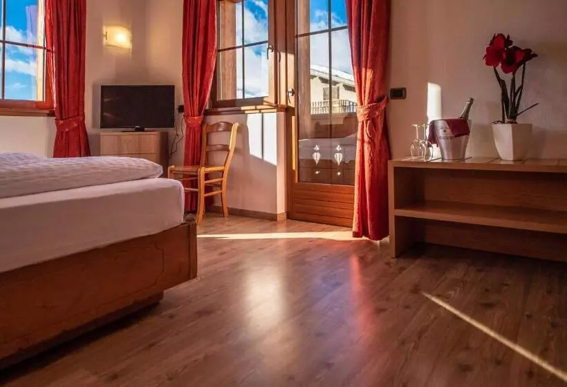 ホテル Alpino Lodge Bivio