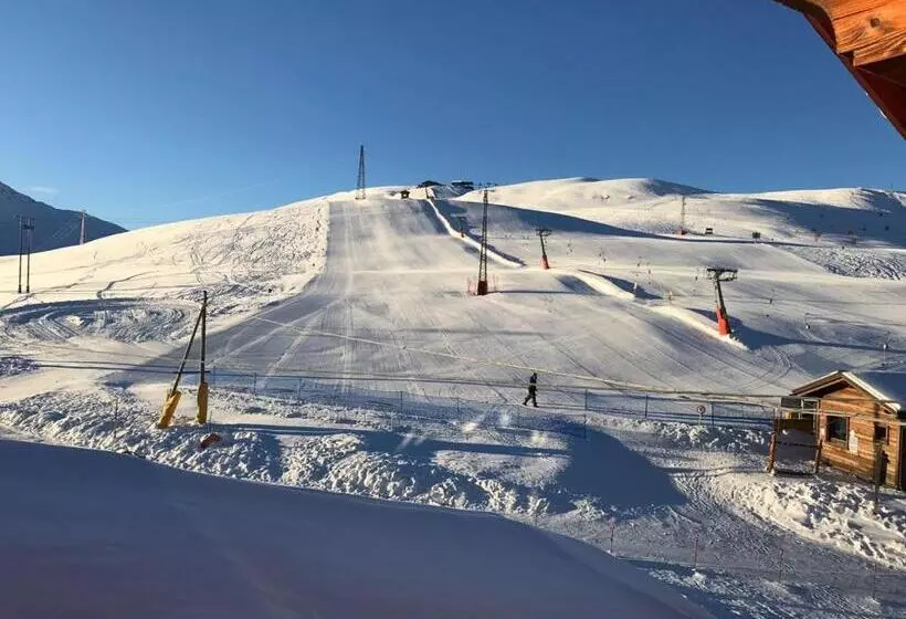 ホテル Alpino Lodge Bivio
