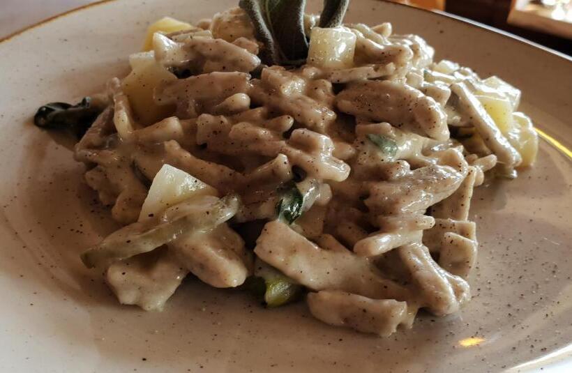 هتل Alpino Lodge Bivio