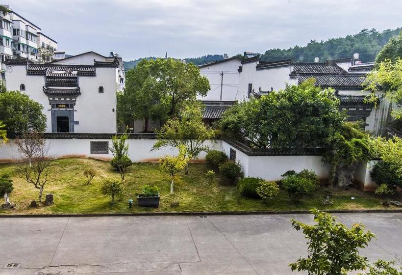 Kunlun Internatinal Youth Hostel Huangshan City Branch