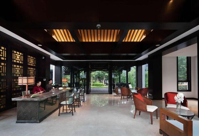 리조트 Banyan Tree Tengchong