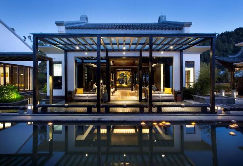 리조트 Banyan Tree Tengchong