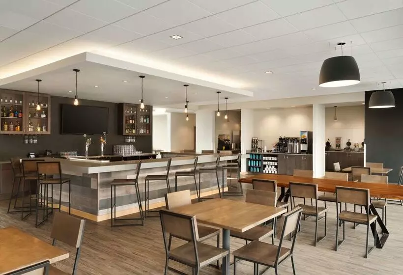 ホテル Best Western Plus Peppertree Nampa Civic Center Inn