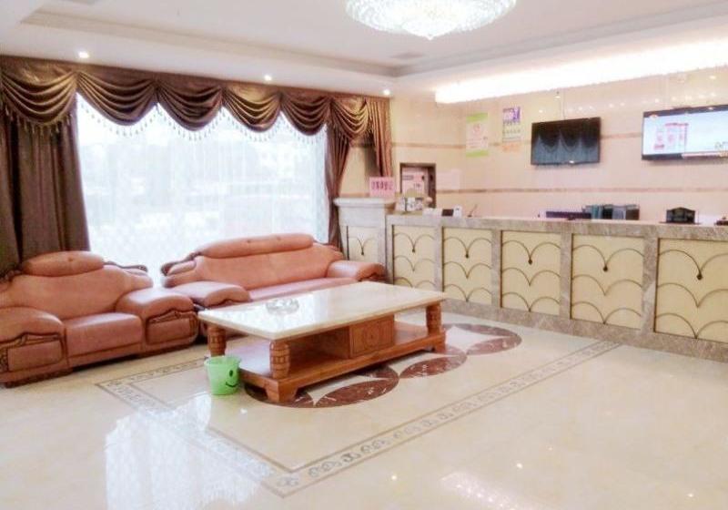 Отель Greentree Inn East Renmin Road