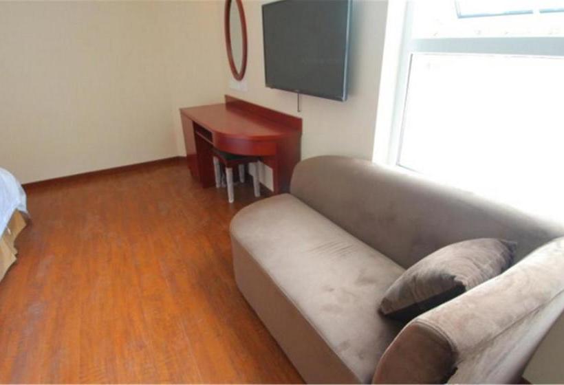 Hotel Greentree Inn Shanghai Hongqiao Hub Cao’an Road Huajiang Branch Road Express