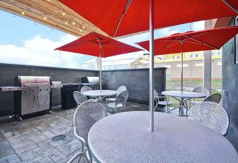 هتل Home2 Suites By Hilton Rapid City