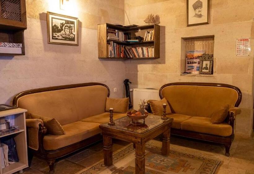 هتل In Stone House