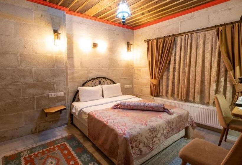 هتل In Stone House