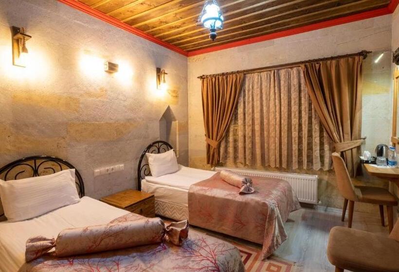 هتل In Stone House