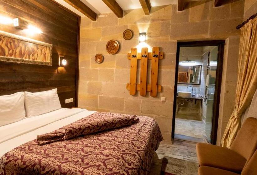 هتل In Stone House