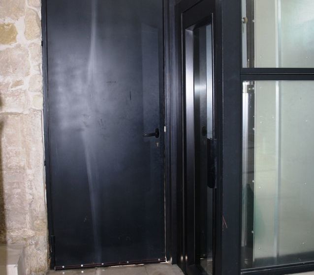 هتل Loft El Carmen