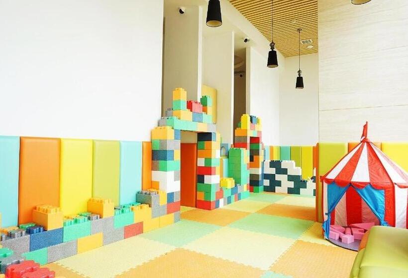 ホテル Oak Chateau