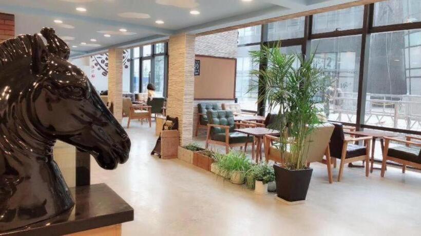 ホテル Oak Chateau