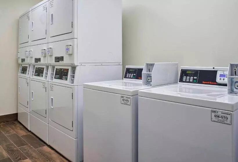 Hotelli Towneplace Suites By Marriott Richmond