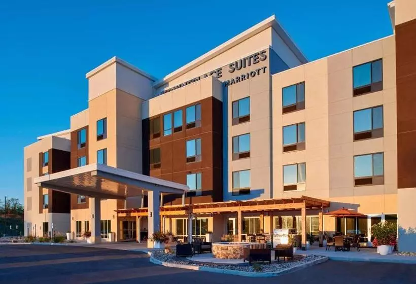 Hotelli Towneplace Suites By Marriott Richmond