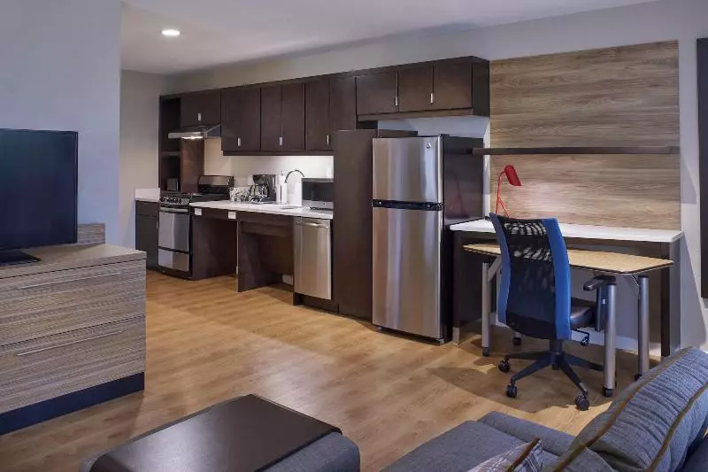 Hotelli Towneplace Suites By Marriott Richmond